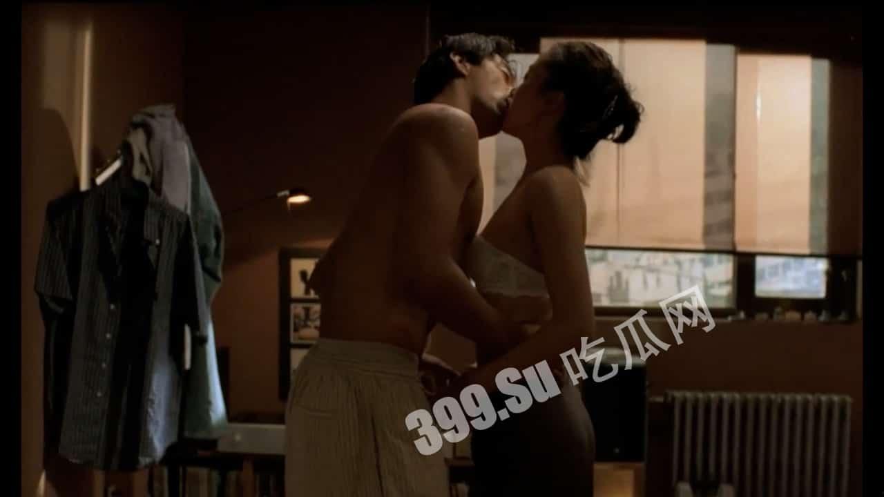 看多了进进出出 在看这种若隐若现的激情片段 反而一下被戳中 韩国情色片集锦-6