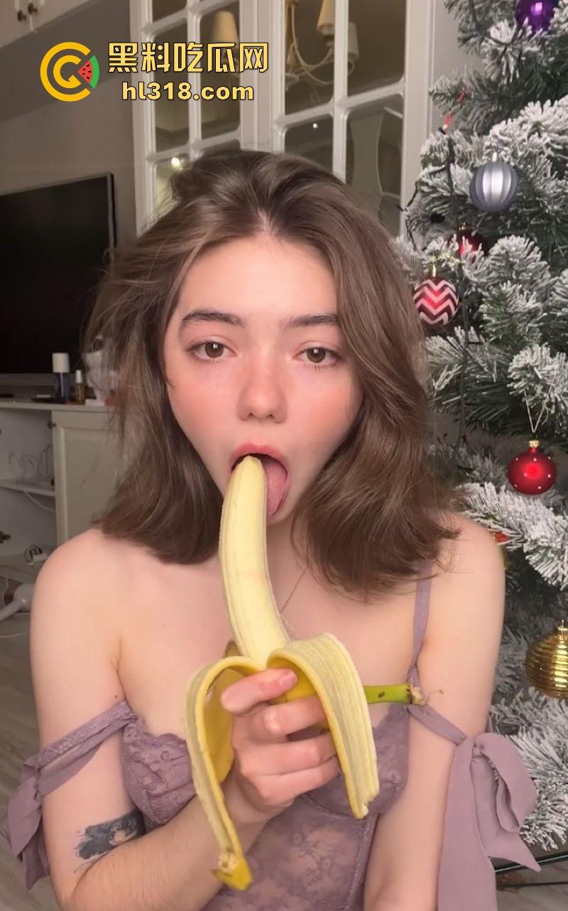 乌克兰TikTok网红【Plumpy Magee】最新福利曝光，外网颜值天花板，巨乳翘臀自慰，为了她我愿意调停俄乌战争！-3