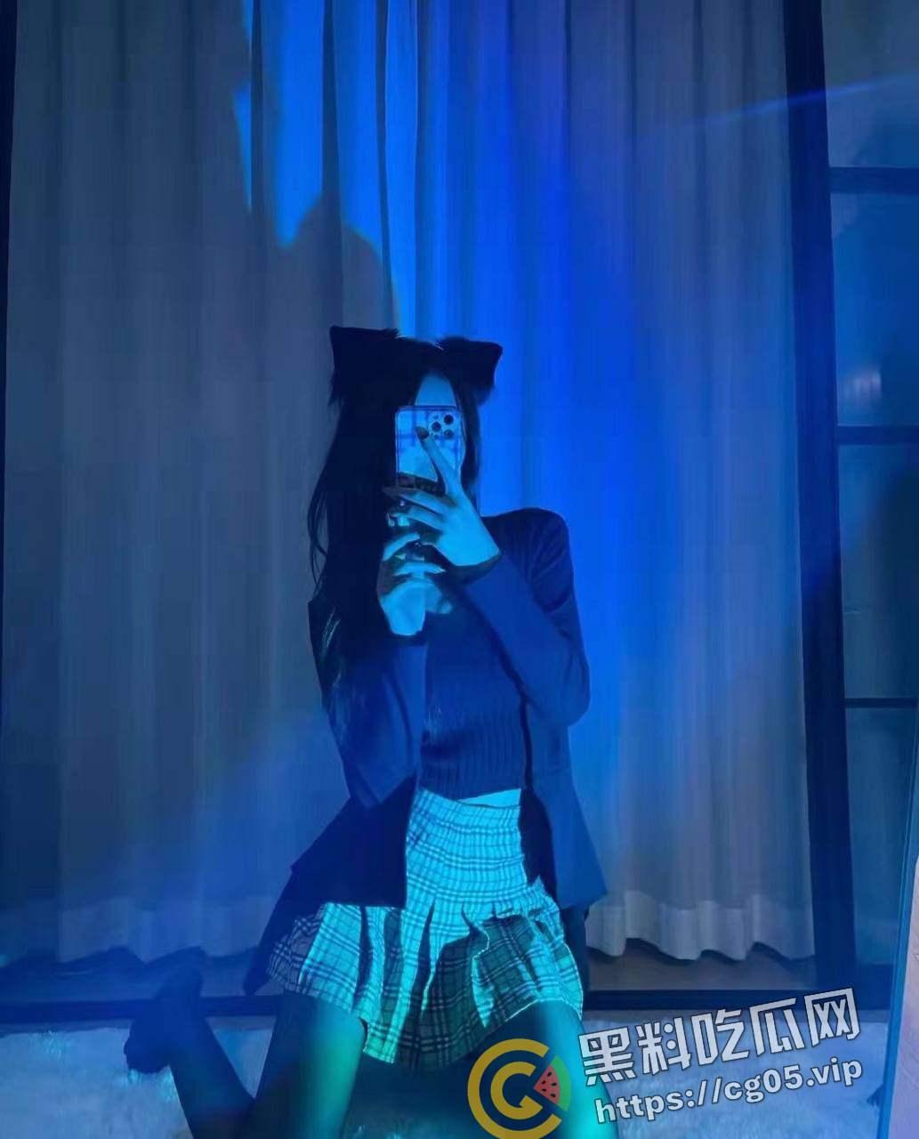 瓜友投稿！吉林长春骚货【刘哲】背着男朋友在探探上面疯狂约炮 性欲旺盛 渴望发泄 微信号曝光 懂的都懂了奥-14