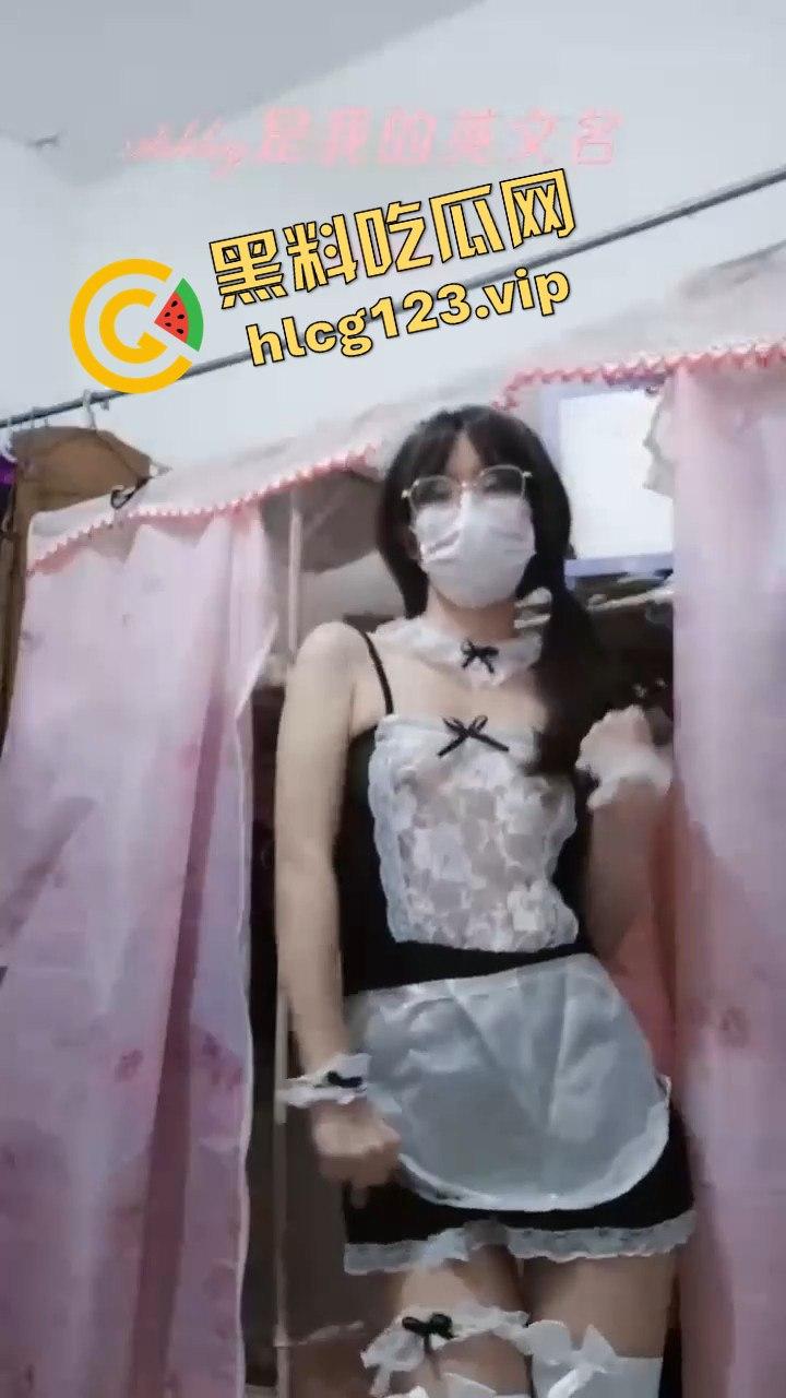 抖音Ashley微博寸言女王大尺度反差裸舞视频流出!粉嫩奶头加上嫩穴,勾得人想舔两口!-8