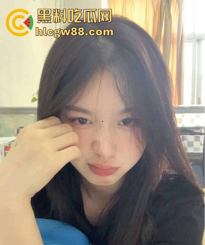 长沙第三中学清纯学生妹【小玉米】自慰视频流出 穿着情趣女仆装卖浪发骚 跳蛋插穴淫水横流直冒白浆-3