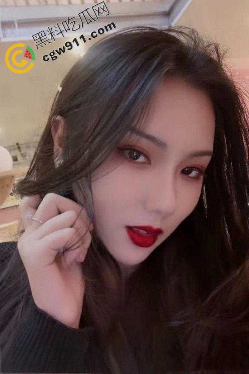 上海交通广播主持人【何珊珊】被富家公子哥拿捏，意图分得金钱，却被轻松摆布，曝光视频引爆网络惊呼！-2