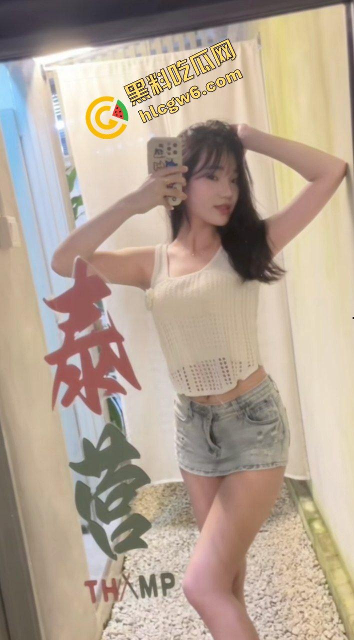 广东江门spa按摩技师反差骚鸡『薛萌』上门按摩口交深喉 爆干骚穴无套内射白浆直流！原创独家流出！-6