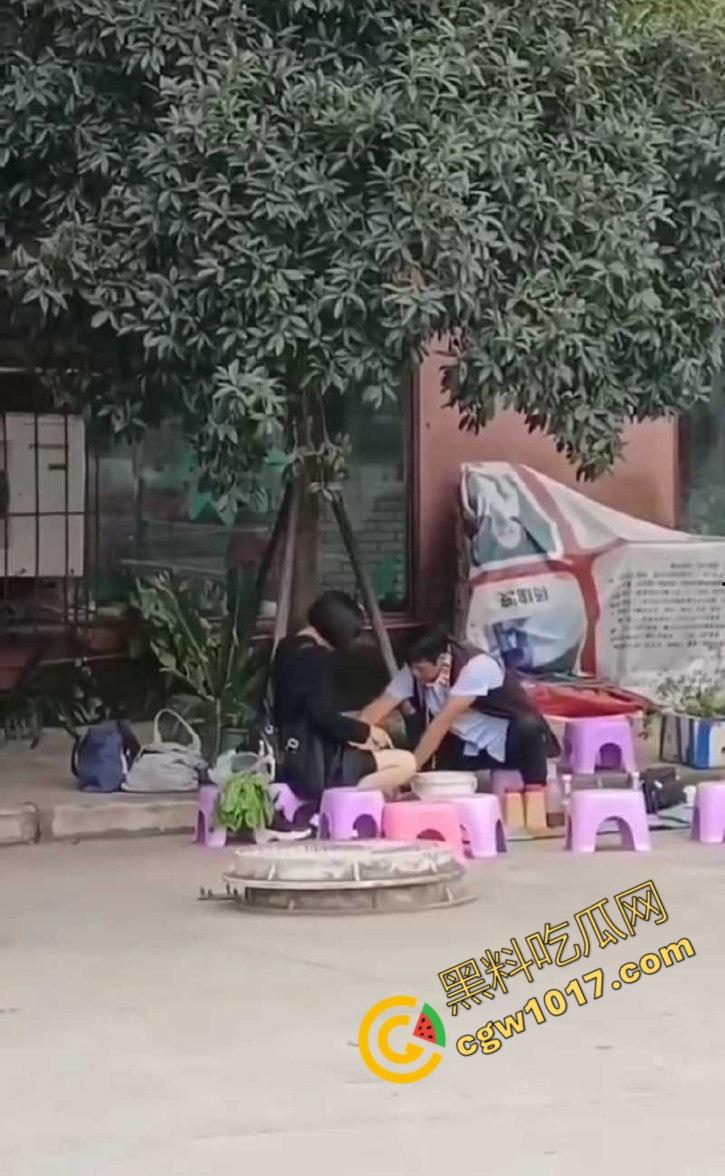 公园算命大师诱骗小仙女,揉胸抠穴就能断知福祸,小仙女被玩弄至高潮,彻底沦陷!-4