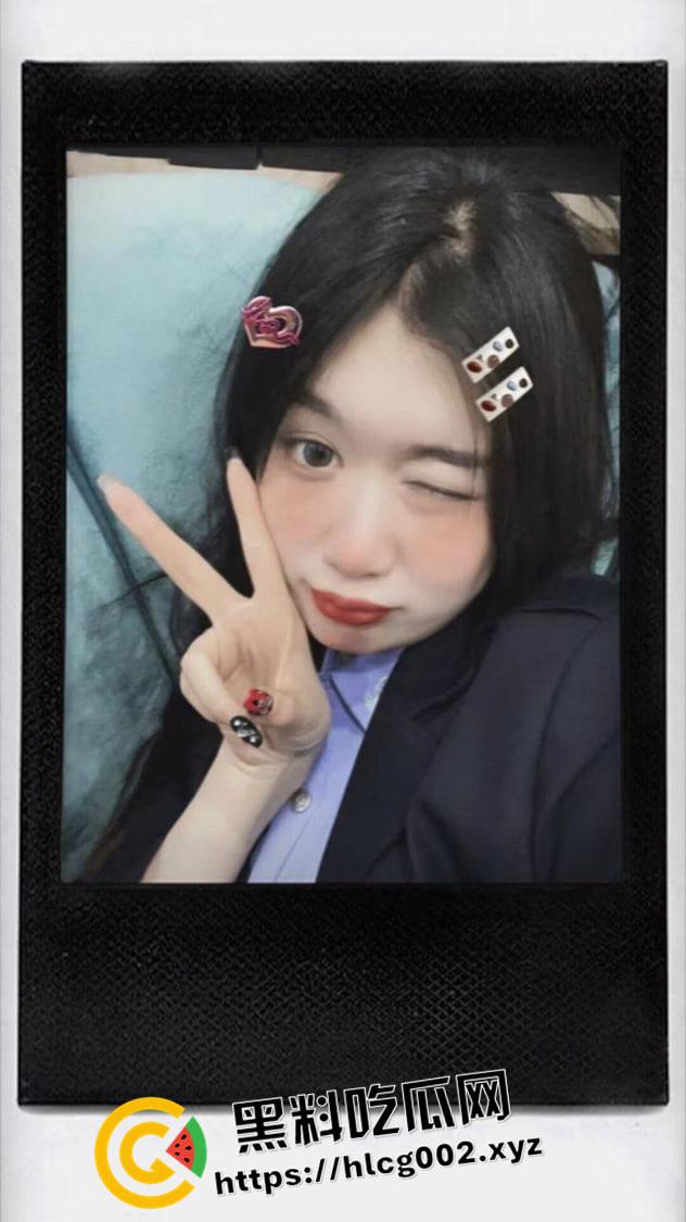 哈尔滨00后反差婊【王梓栖】实名曝光异地恋期间偷吃还录像  蕾丝眼罩情趣play 不愧是玩剧本杀的-4