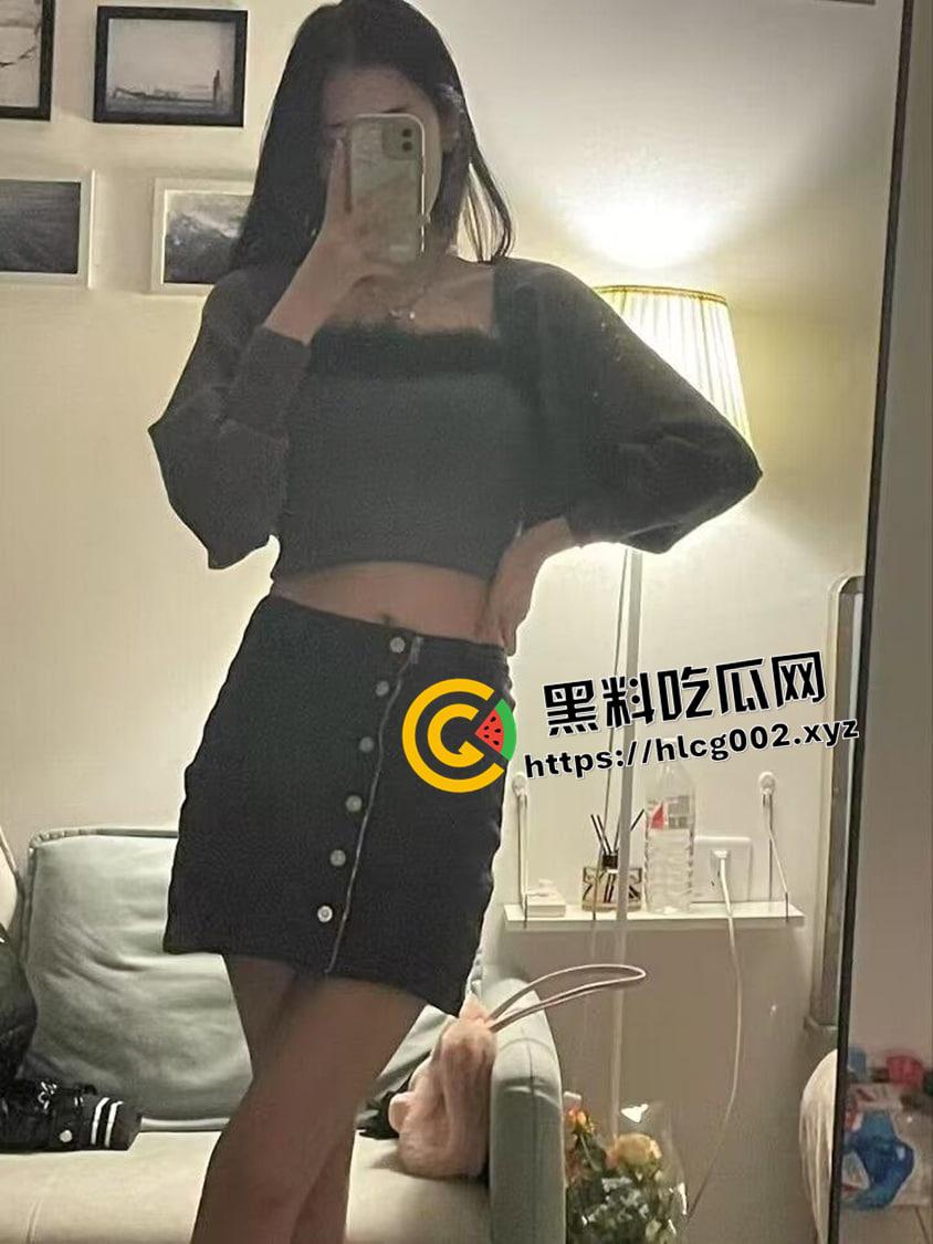 哈尔滨00后反差婊【王梓栖】实名曝光异地恋期间偷吃还录像  蕾丝眼罩情趣play 不愧是玩剧本杀的-11