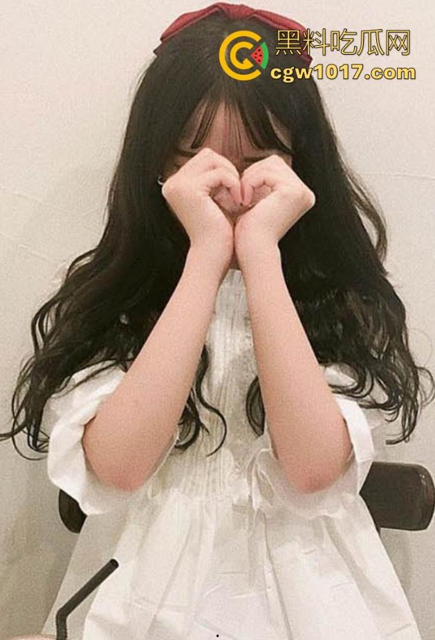 强上半夜在厨房找饭吃的女儿,大屌狠捅粉穴,翘臀高抬美腿夹紧粗壮肉棒撸动,高潮淫水狂喷!-2