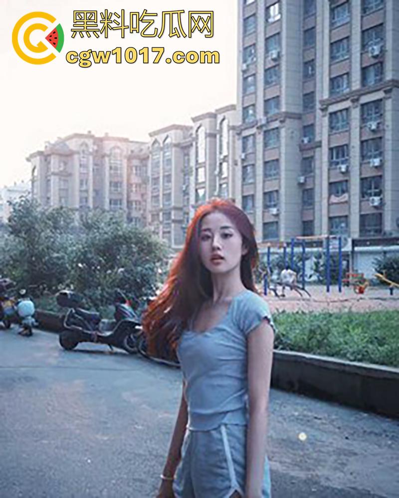 19岁爆火童星【荣梓杉】,被女友李禹熹发文曝光,年纪轻轻出轨家暴,渣男人设彻底塌房,性爱视频完美露脸实锤无疑!-4