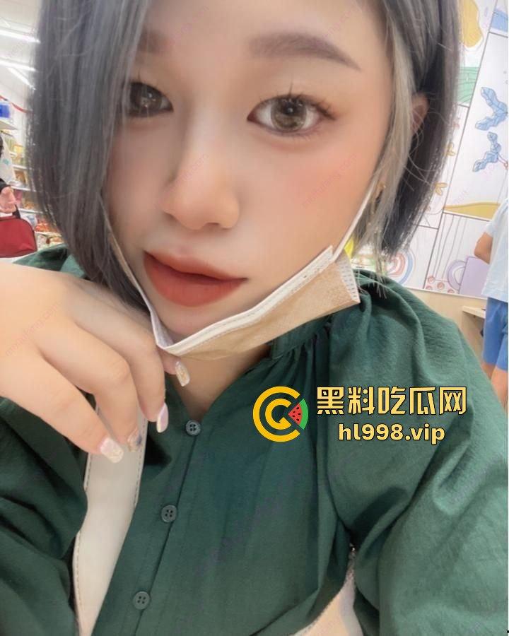 江阴极品人妻【黎萍】自拍骚照约炮，背着老公出轨被发现，私拍视频成国产区素材！-8