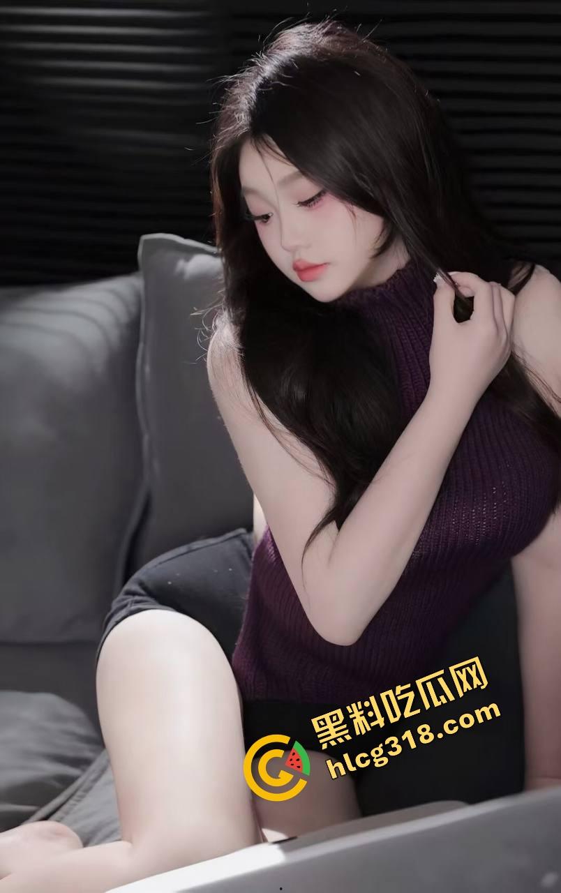 哥们透过玻璃偷拍车震，妹子嫩得像刚成年，结果让个死样男操了，哥们近距离偷拍画面曝光！-2