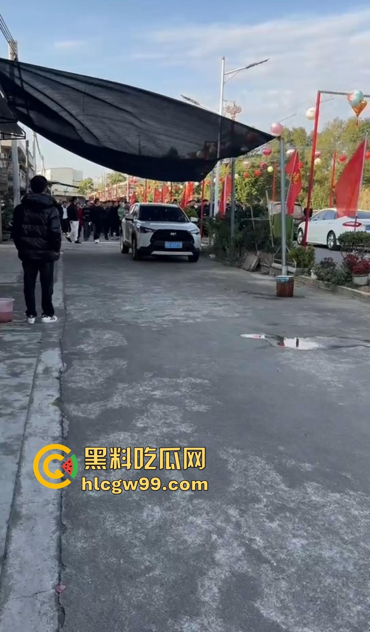 潮汕男子飙车狂言车300万撞死人保险赔，结果被英歌队打到脑震荡，现在出院嚷嚷黑势力又被围了！-10