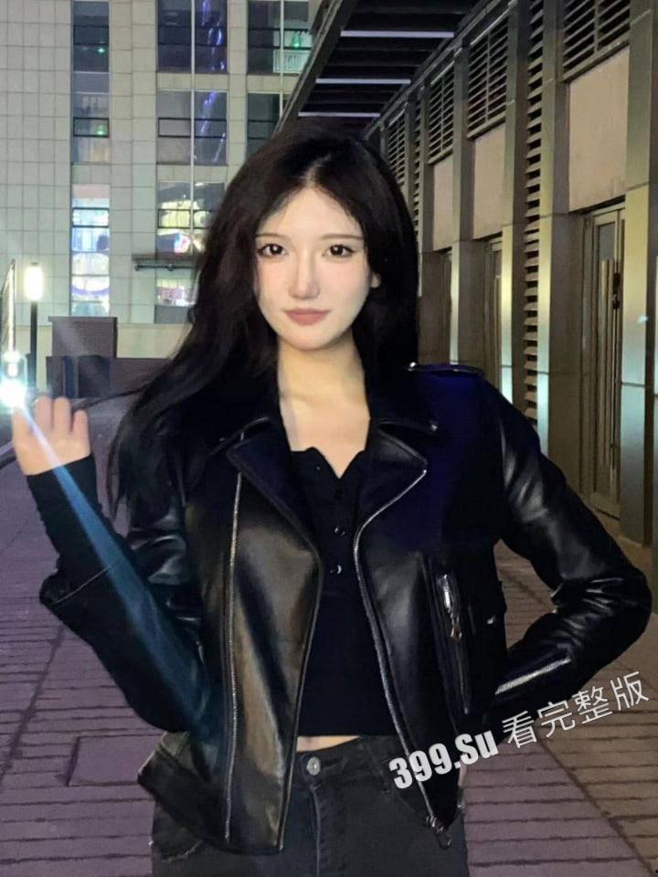 西安极品反差婊 林美鑫 一个月三万包养费 口活技术非常nice 物超所值的小骚逼 与金主性爱视频流出-5