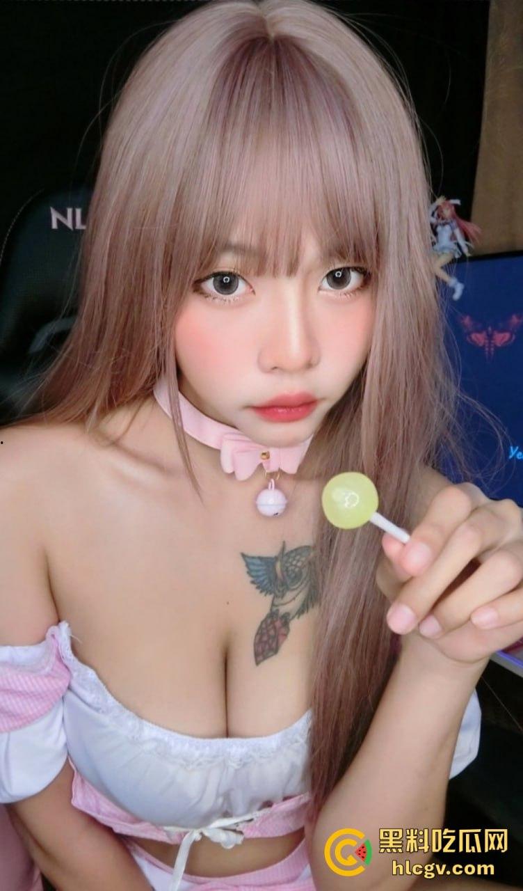 泰日混血【Meowji】！童颜巨乳的她OF大尺度私拍流出，全套技艺娴熟，被称为行走的诱惑精灵！-1