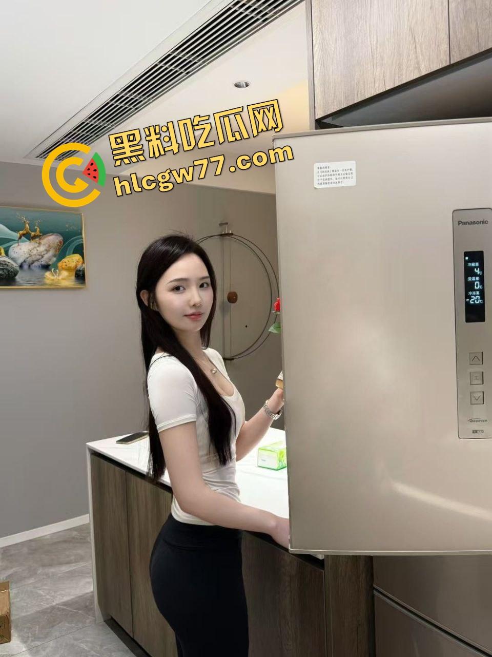 浙江小富婆【赵雪殷】极品女大学生被穷屌爆操视频泄露，骚成这样还敢给人炫！-6