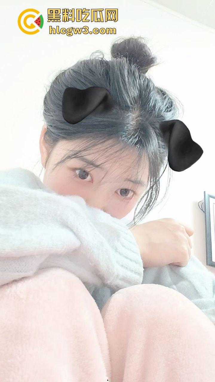 常德骚货【黄诗涵】的真实身份曝光 从长沙6号公馆KTV到常德私人影院,骚劲儿卖遍全城-8