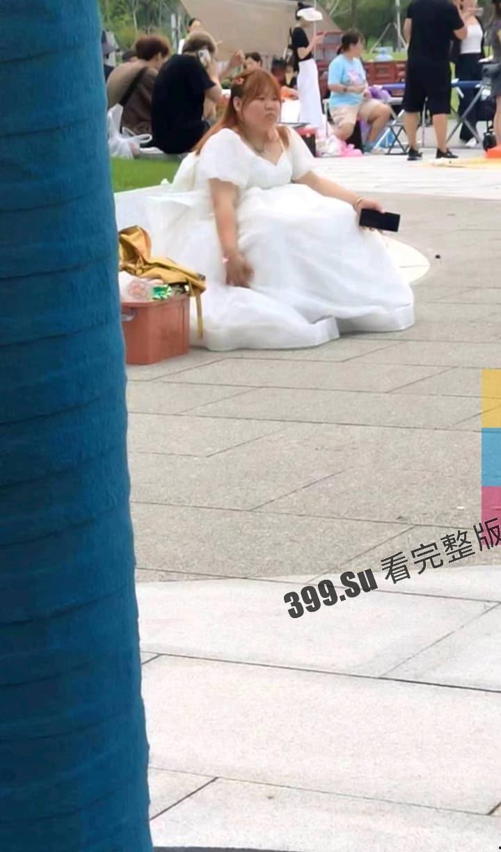 TFBOYS十周年演唱会女粉图鉴  并向抗洪一线的人民子弟兵致敬！-6