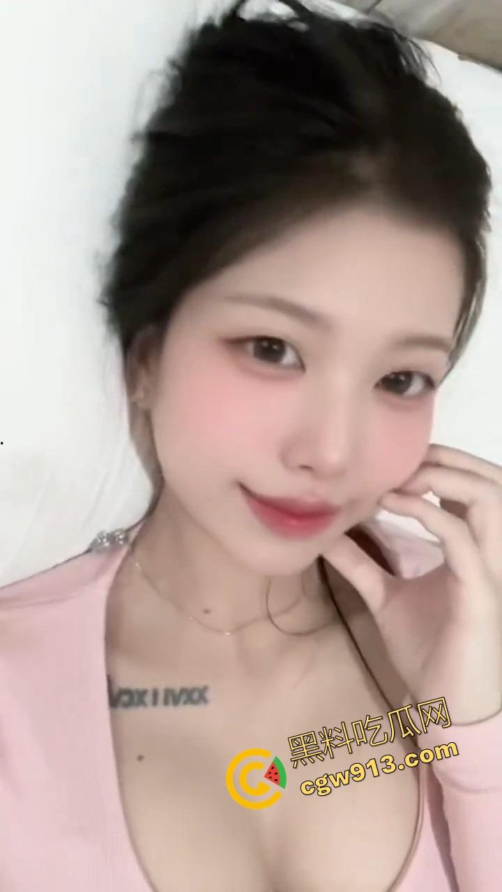 华东理工学院【王蕊】伪装清纯的女学妹,其实夜夜当母狗,穴黑水多一看就是老练淫娃!-14