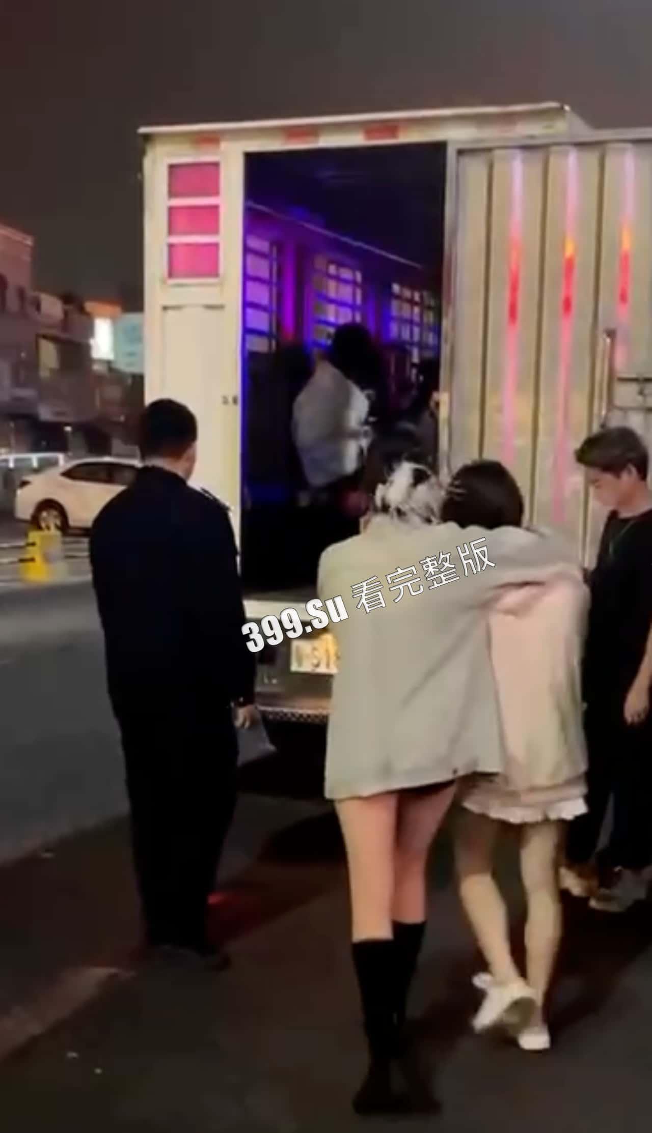 扫黄合集   出动这么多警力，积极且亢奋，不知道还以为在抓什么连环杀人犯呢（三）-7