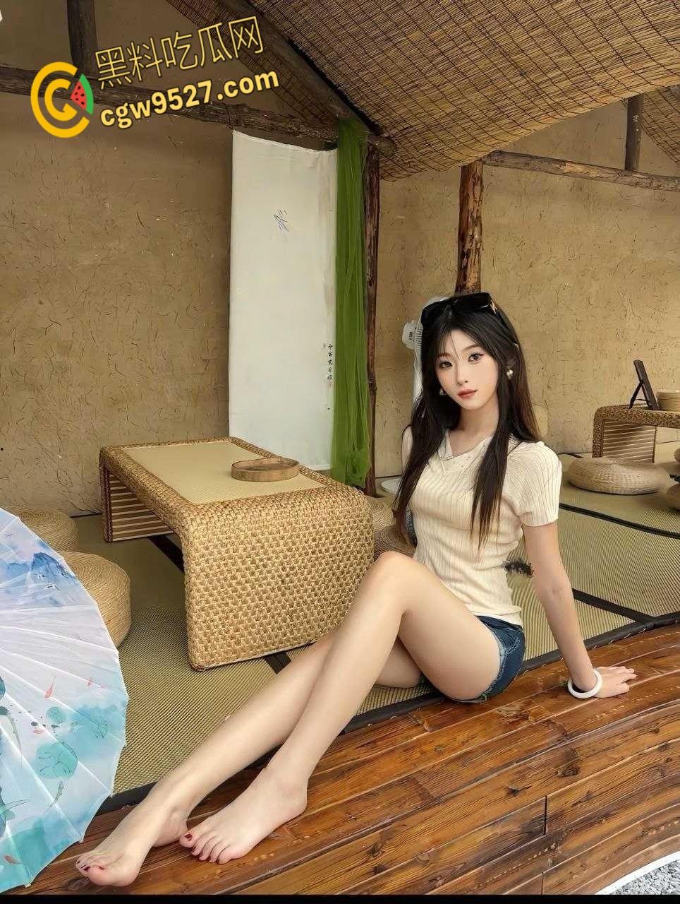 河北经贸大学校花【刘一宁】，情趣女仆蒙眼口交，户外楼道口交，清纯少女被调教成极品小母狗 ！-5