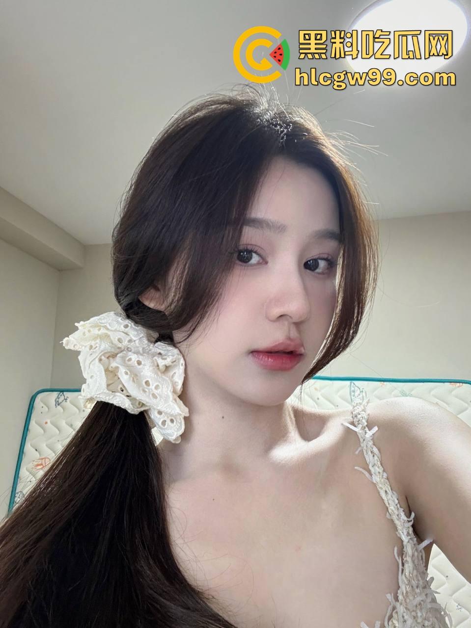 西安教师『孙雪梅 』寒假开放预订？SM视频泄露，奶子不大不小刚好、身材正点媲美模特果然教学有一手！-3