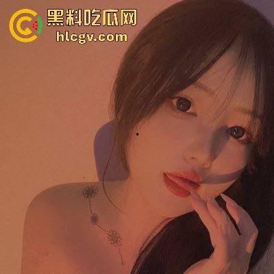 极品E乳小姐姐【宋春俞】私密视频流出！胸前两颗大雷手感炸裂，哥们的伙食是真好！-5