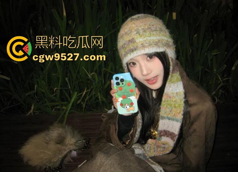 河北工商学院可爱大四学姐【胡悦】不雅视频曝光，露脸口交吞精，女上位骑乘榨精，淫靡姿态让人欲罢不能！-3