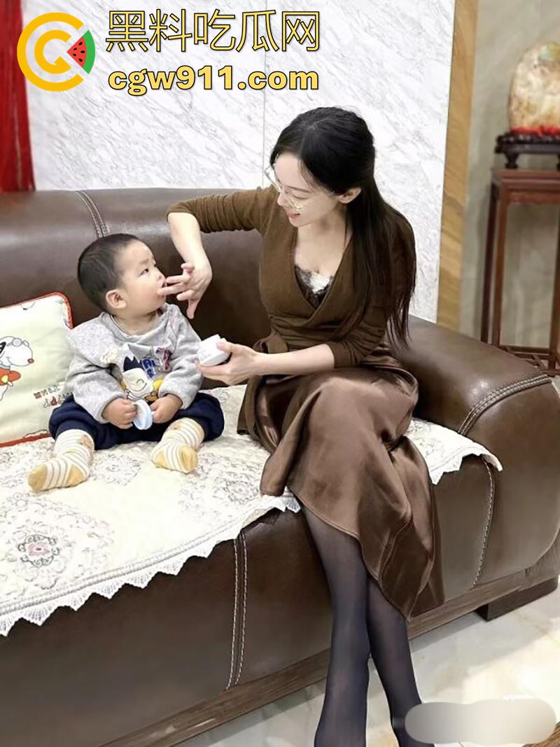 师生乱伦事件，上海二中高中女教师【张越】， 出轨16岁学生吴栋申，被丈夫实名举报出轨，聊天记录曝光！-14