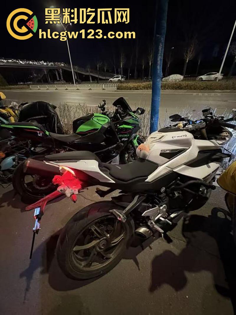 学生妹【米晓雨】被机车渣男骗炮，破其处女还偷偷内射，怀孕后直接跑路，只能卖逼赚钱打胎！-16