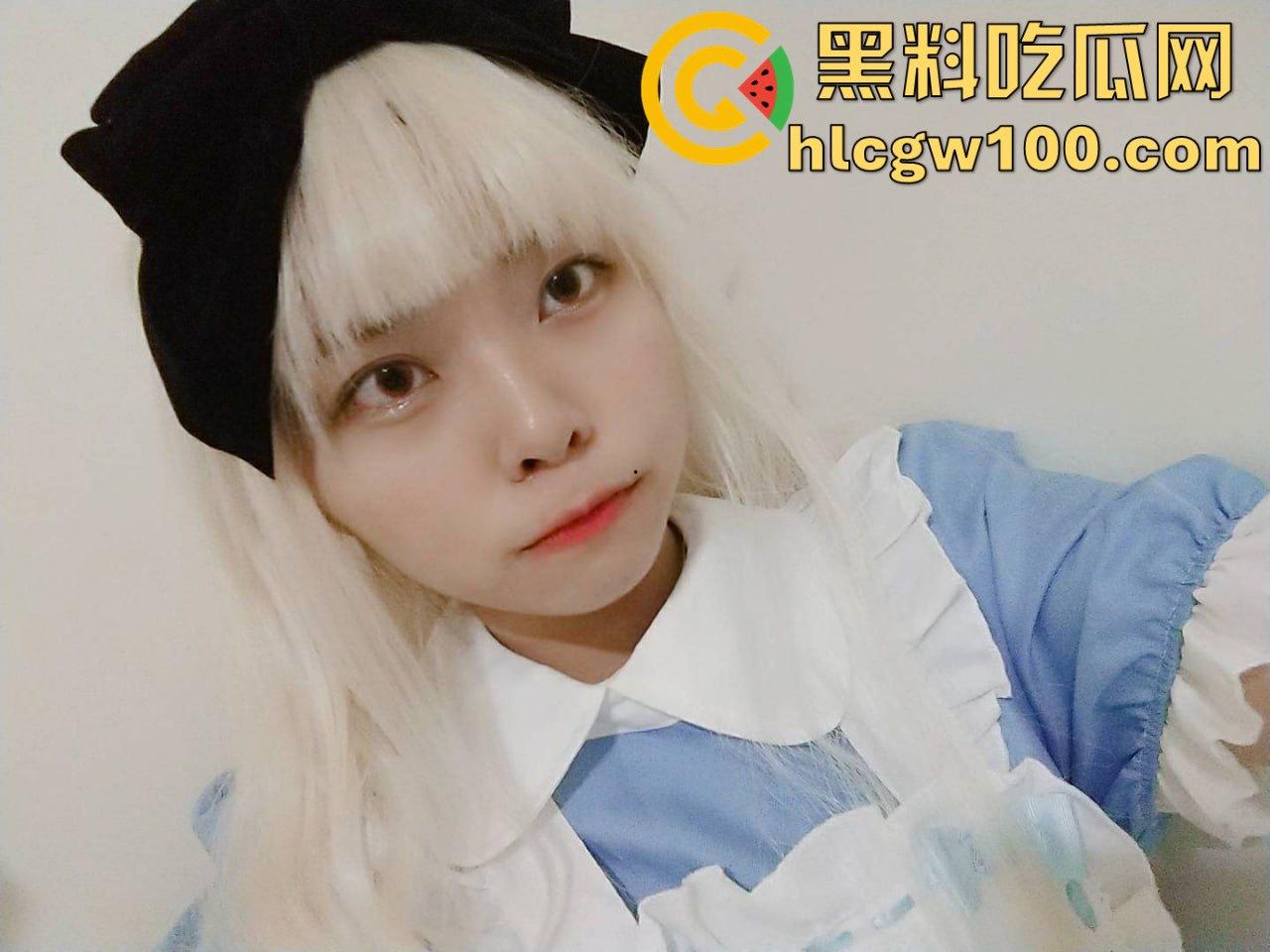 可爱COS！广东工商学院大一学妹【伊妍祺】与男友性爱记录曝光，白虎少女居然需求这么大 内容劲爆！-7