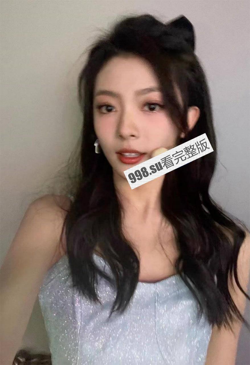 重磅热瓜！贺思浓化妆间 女主持人与领导做爱声音传入世界杯直播室！ 德国日本奇怪声音-15