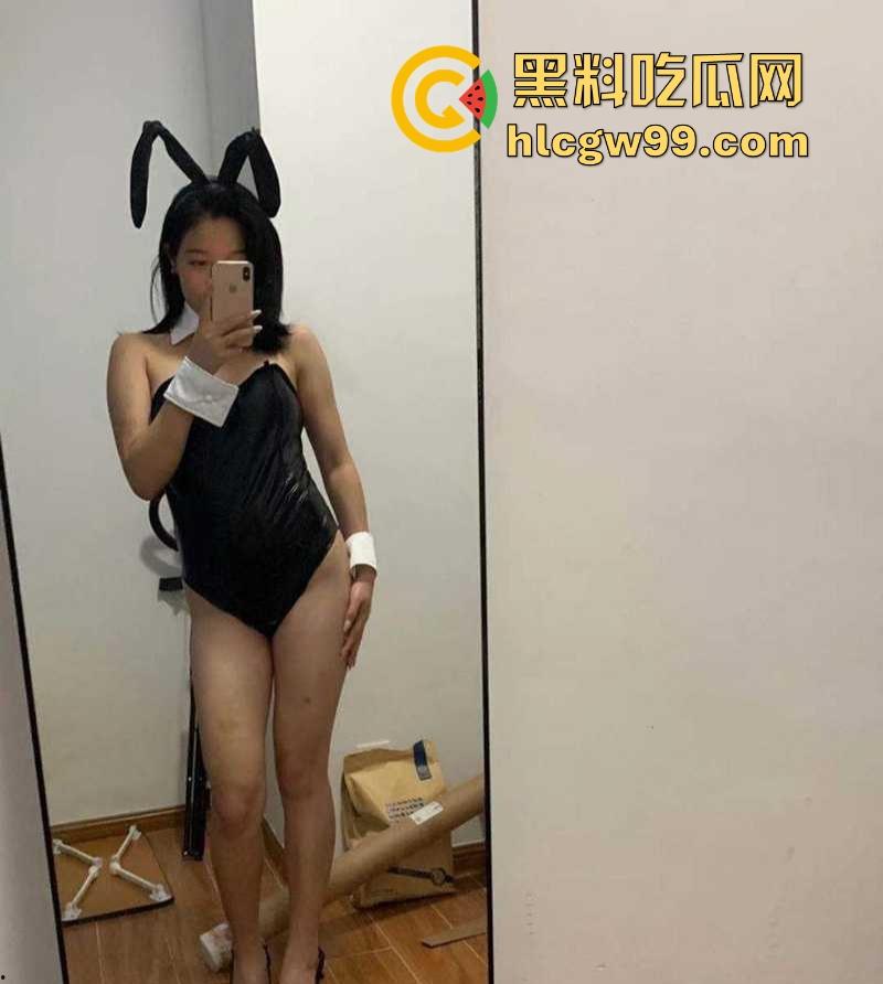 陕西台球助教抖音【丫头】钓了群友一笔钱后将其甩了，冤种气不过晒出劲爆私房照给大家欣赏！-4