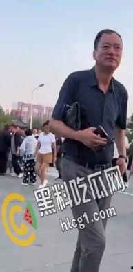 从此再无松原舞王 一代舞王就此陨落 网传喜欢穿貂夹皮包跳舞 勾引人妻 被当街捅死！-7