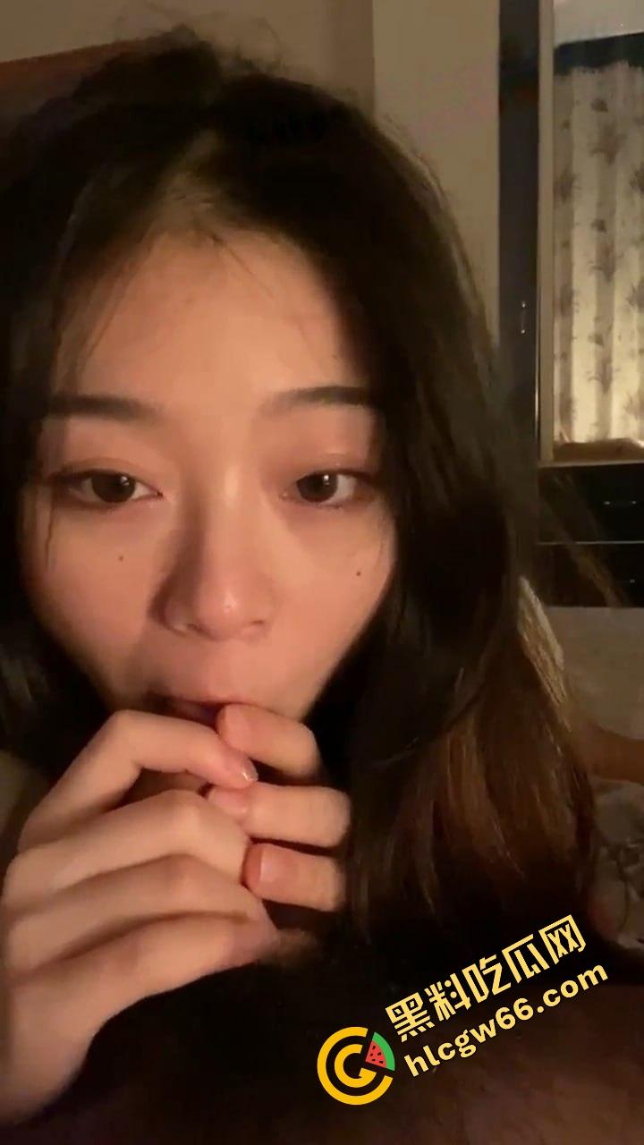 中铁三建领导操翻女设计师【孙啵裴】私下潜规则爆出视频，吃精吃得干净利落，不爱了就闹同归于尽！-6