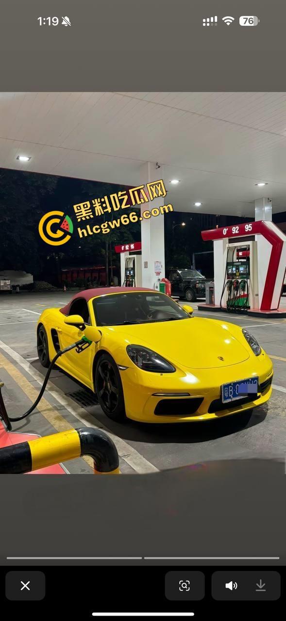 开718假装富婆？深圳大奶女【林梦雪】扯下假名媛滤镜，被爆勾引金主换资源，骚片外泄骚逼翻天！-3