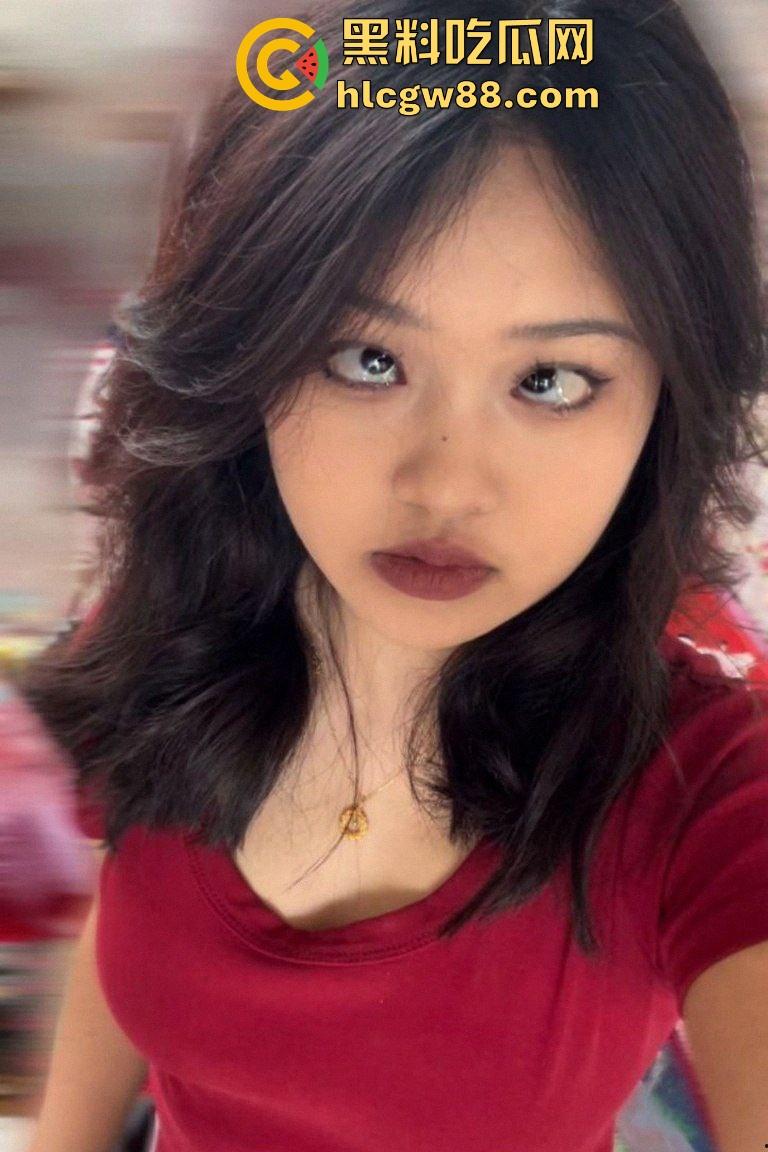 玩和平精英撩到骚货妹子，装纯给我骗皮肤，转头变身贱狗勾搭全图男，铁路学校的婊子明年毕业不知祸害谁！-6