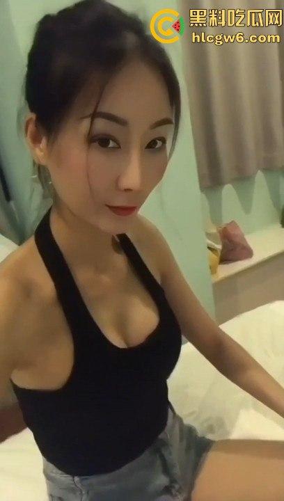 35岁骚浪顶级小野模变身金主专属母狗，穷人女神富人精盆，票子与肉体双丰收的堕落之路！-2