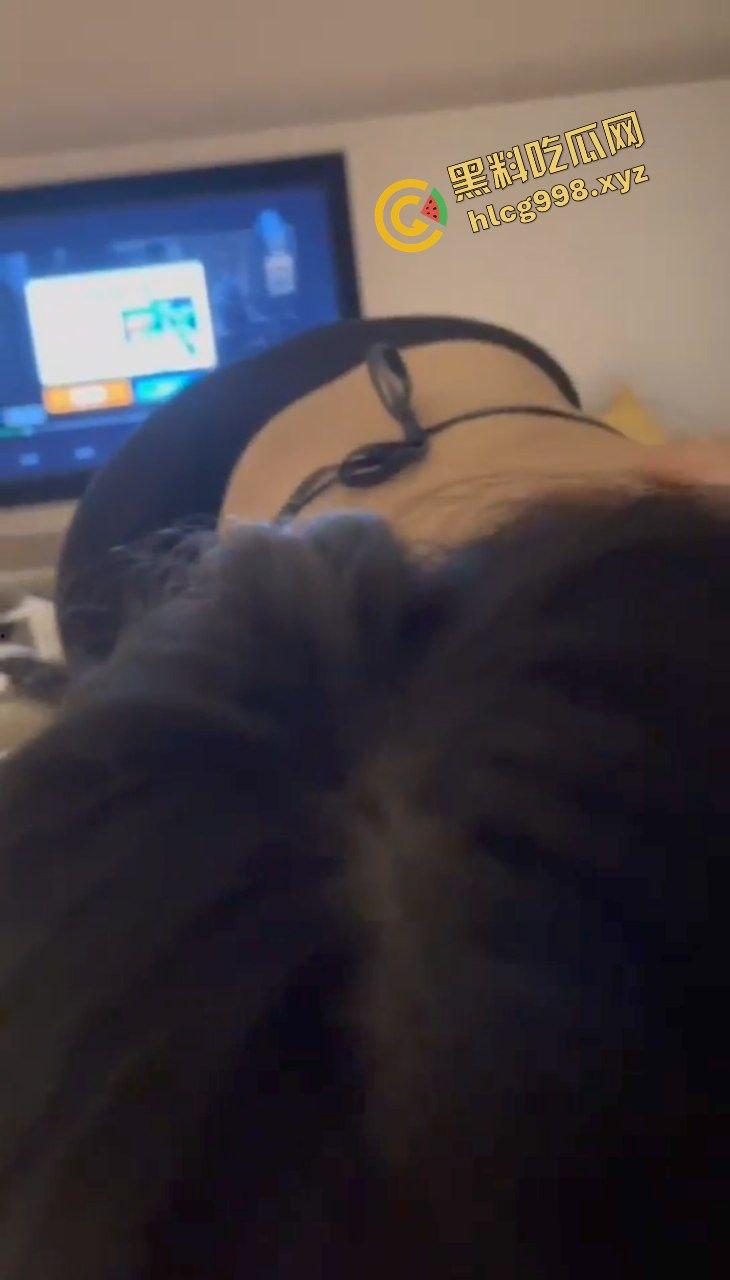 抖音短发女神 麦芽传媒女网红『夏日萝』与金主爸爸合作后 带去酒店多体位爆干！独家曝光流出！-8