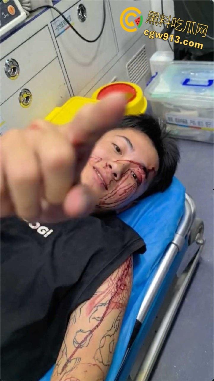 山东聊城市精神小伙3V3，且提前说好不报警，必须死磕到底，只因算命先生说我是土命 ！-6