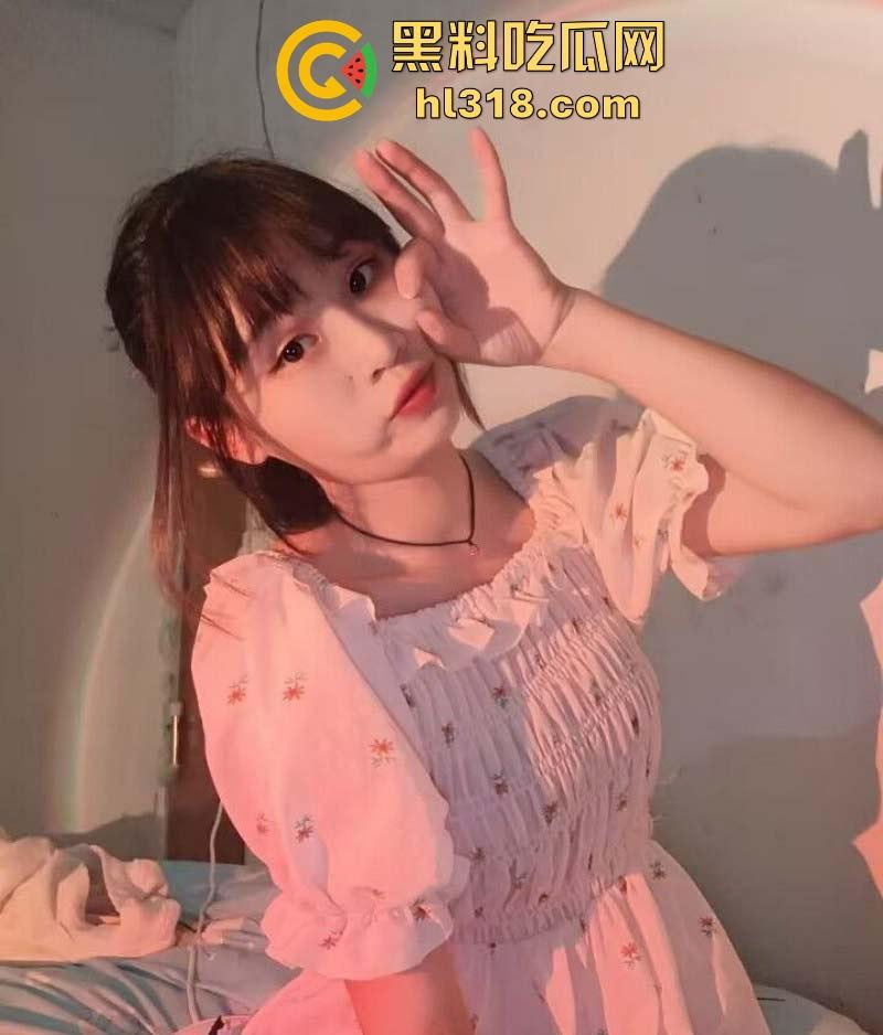 长春医科大学【李燃】网调私拍曝光，清纯反差母狗，浴室自慰激烈揉搓阴蒂，骚穴娇嫩全程火辣高能！-2