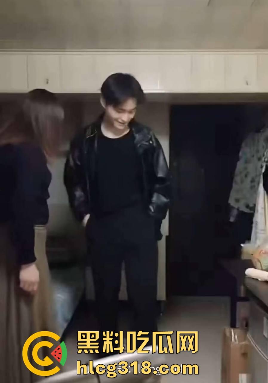 抖音热瓜『阿红』男扮女装约直男健身教练、小鲜肉肌肉男，中门对屌只打高端局，当代第一个千人斩伪娘！-28