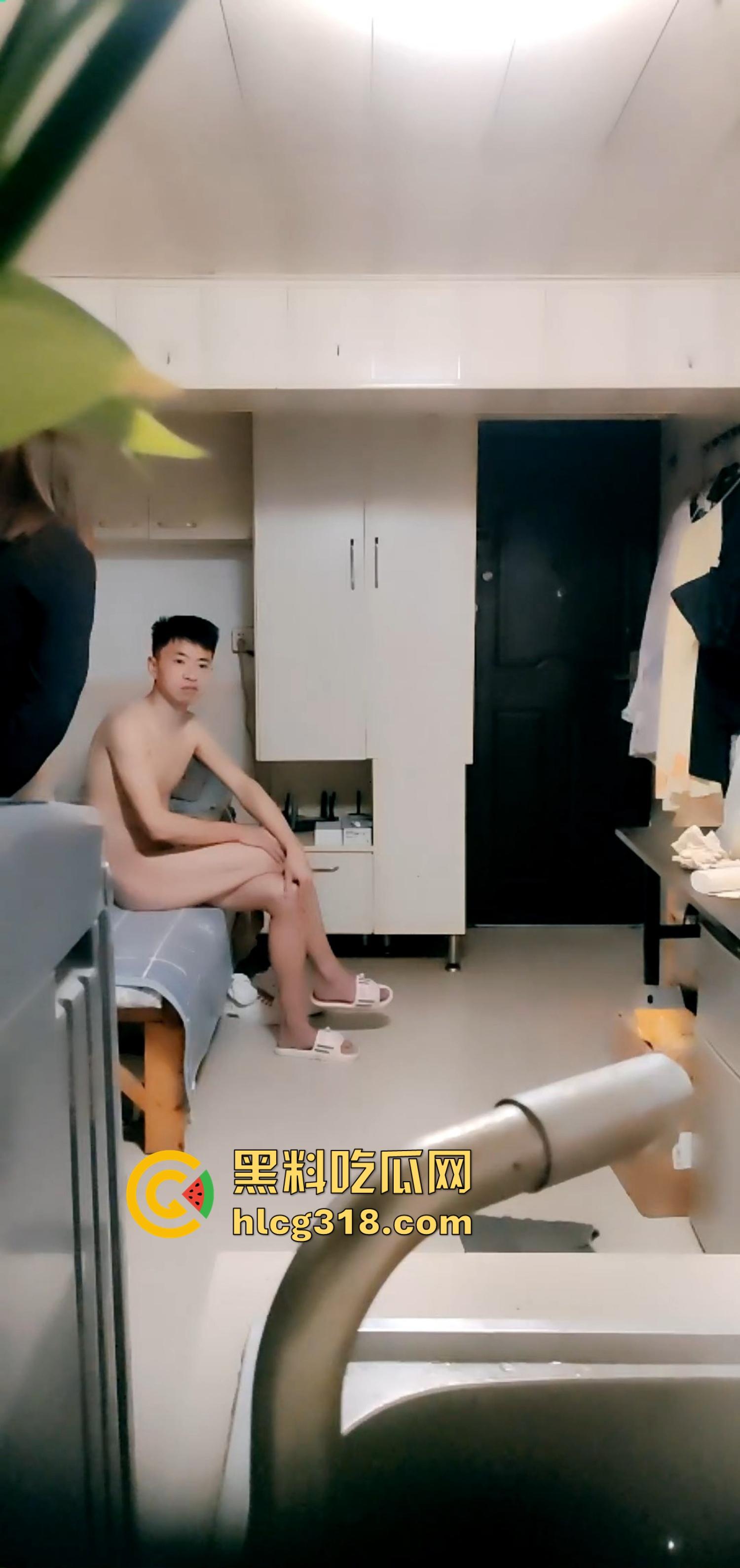 抖音热瓜『阿红』男扮女装约直男健身教练、小鲜肉肌肉男，中门对屌只打高端局，当代第一个千人斩伪娘！-35