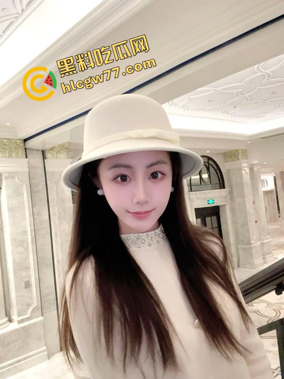 大学生活还没适应,她先适应了骚『王雨』卸下青涩伪装,宿舍镜头下舔手掰穴自渎到高潮喷涌!-3