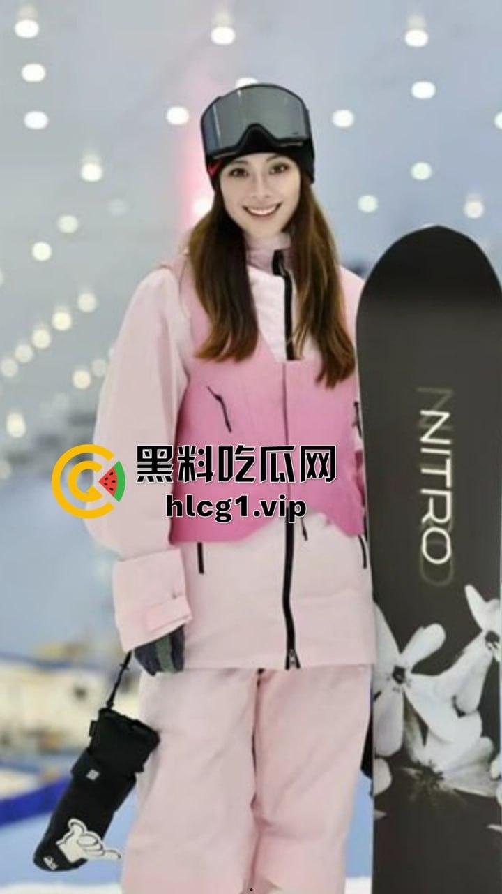 日本情侣雪地激情无套做爱！屁股冻得通红白浆瞬间结霜，真能忍得住？-4