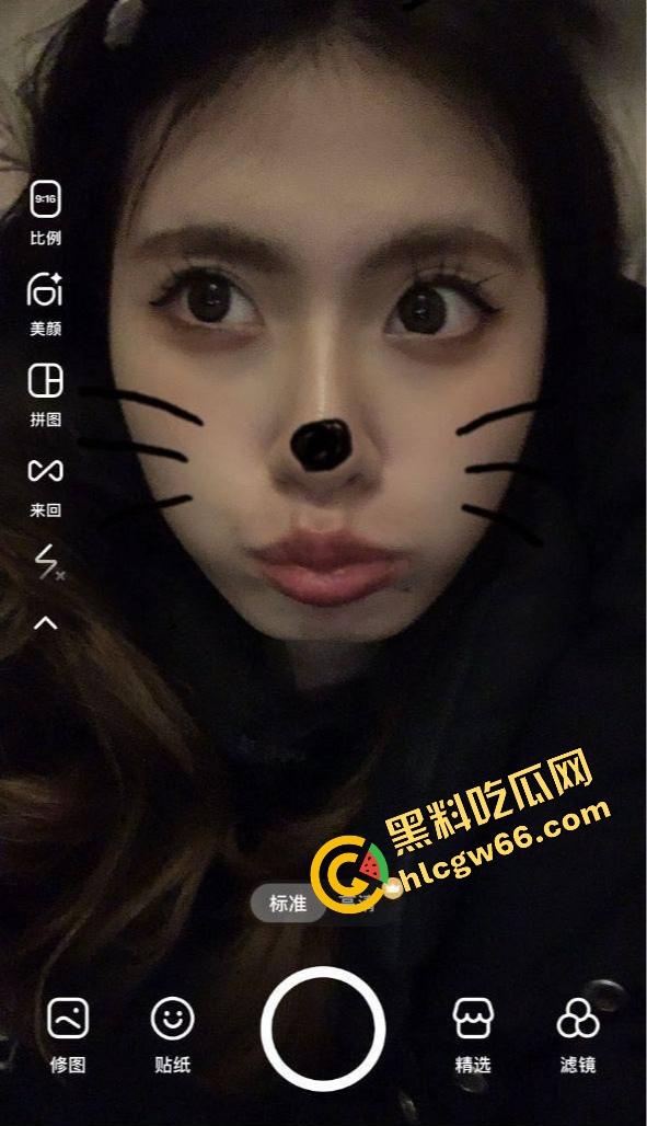 浙江大三学姐『赵悦』反差爆炸，朋友圈文艺白月光，私下骚得裸聊自慰插穴，酒店啪啪肥臀后入被操成狗！-5