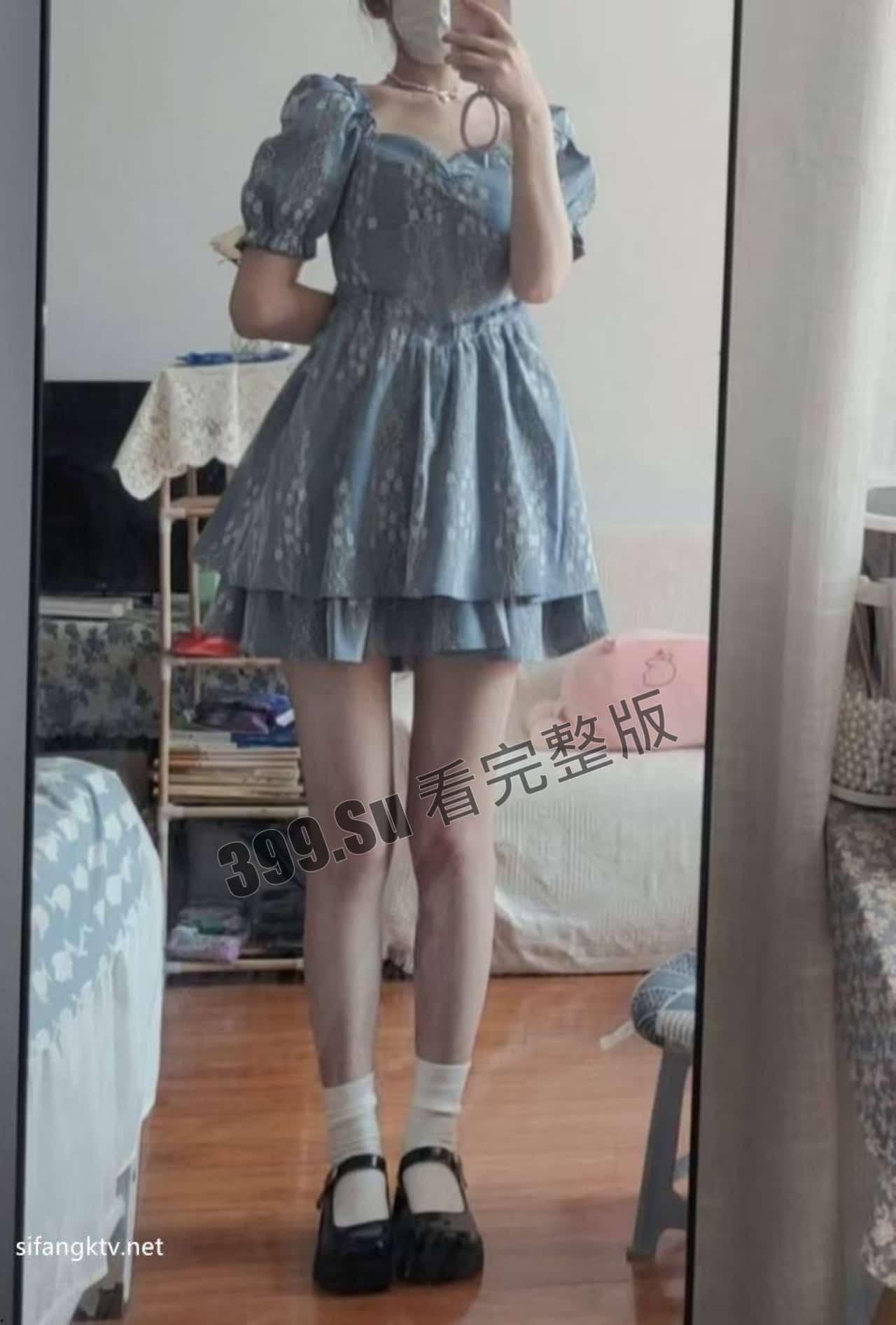 【高端泄密】武汉科技大学大一学妹 孟琳 与男友自拍流出疯传  大合集-3