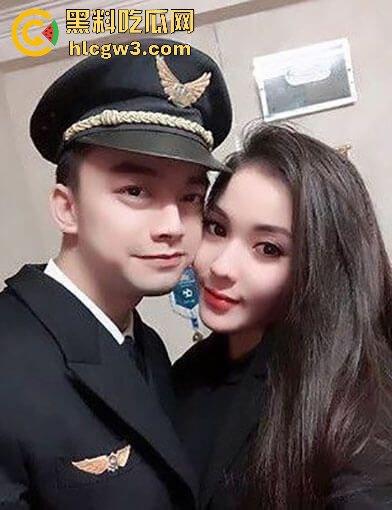 越南航空副机长性爱丑闻曝光 与白虎模特女友 『AuHaMy 』激情片流出 高潮叫声比飞机起飞还响!-1