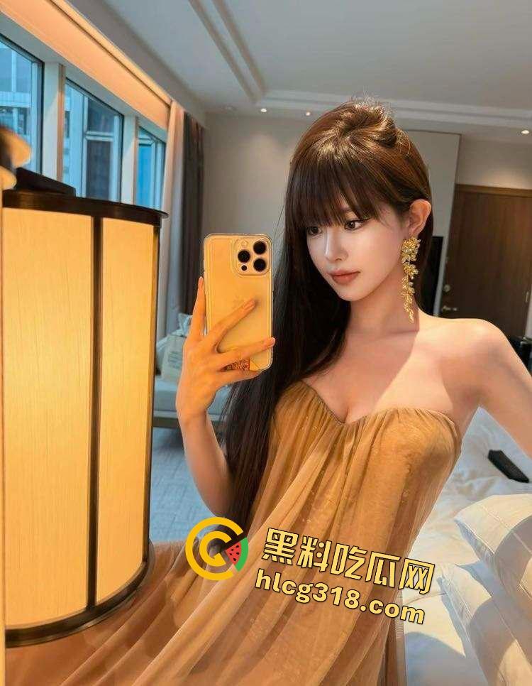 后入有多顶？看到那骚屁屁撞击弹起来，99%男人当场缴械，女友自己动最要命，后入反弹那一下你能挺多久？-11