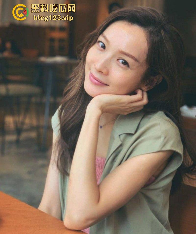 香港TVB新晋视后【李佳芯】港剧女神大学时期黑历史流出!极品身材尤物看着都爽!-6