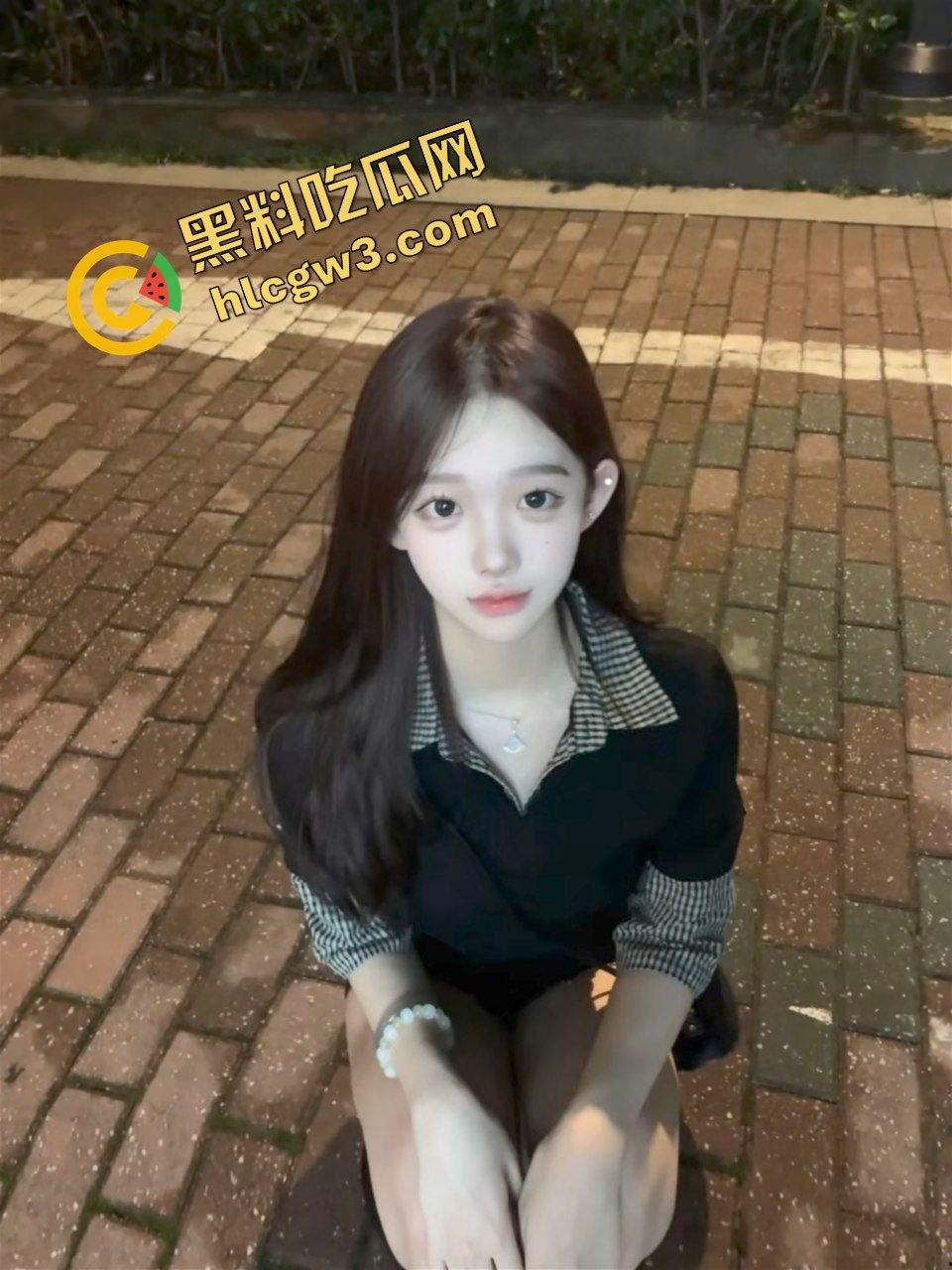 抖音清纯嫩妹猫耳骚女网红『酸酸小宝』金爸定制淫秽私拍外泄 猫耳后入冲刺直插！独家曝光！-7