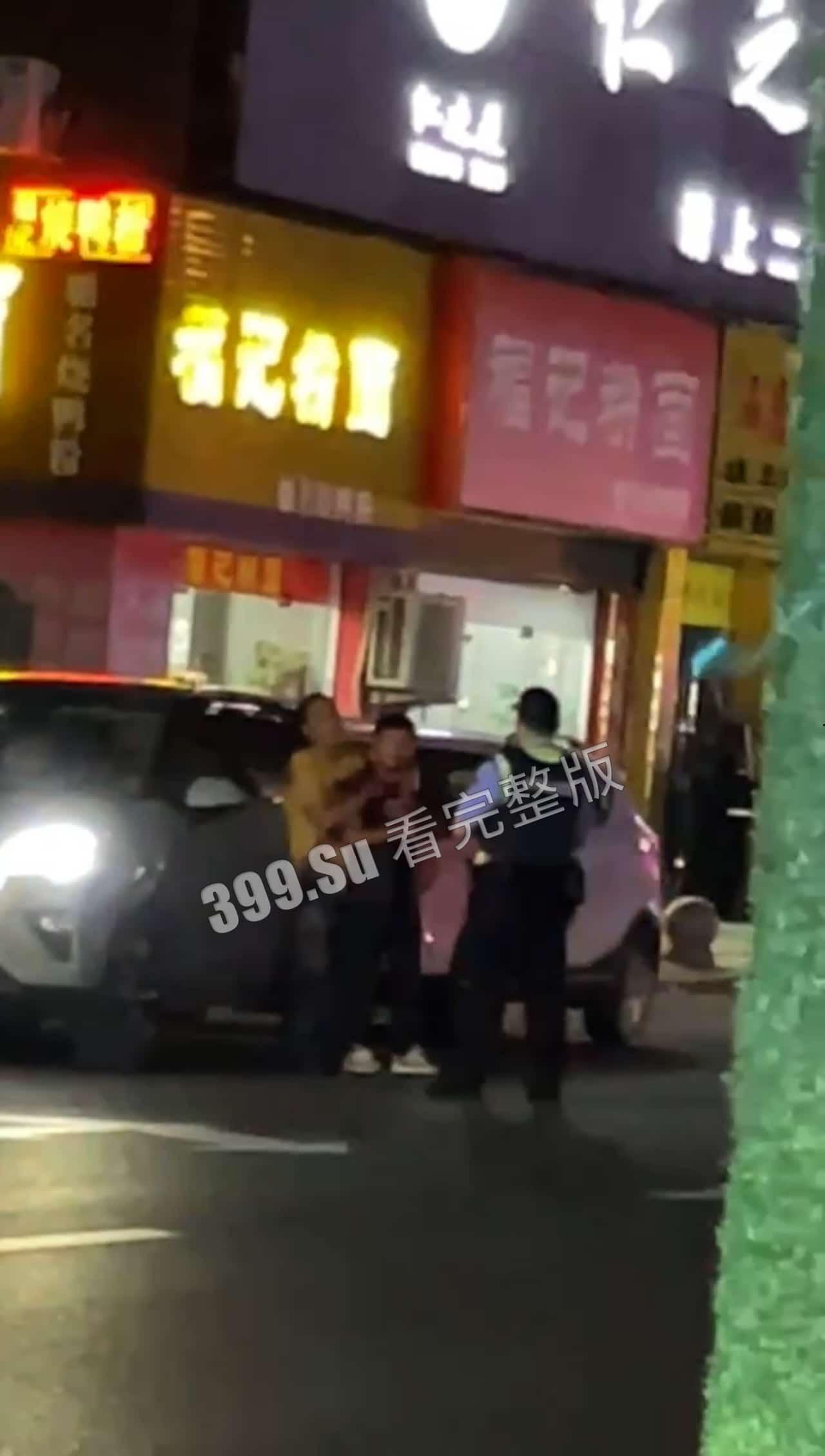 5月16日晚，广西梧州发生一起人质劫持事件，造成2死2伤，警方封锁了周边道路，  具体详情还有待调查-2